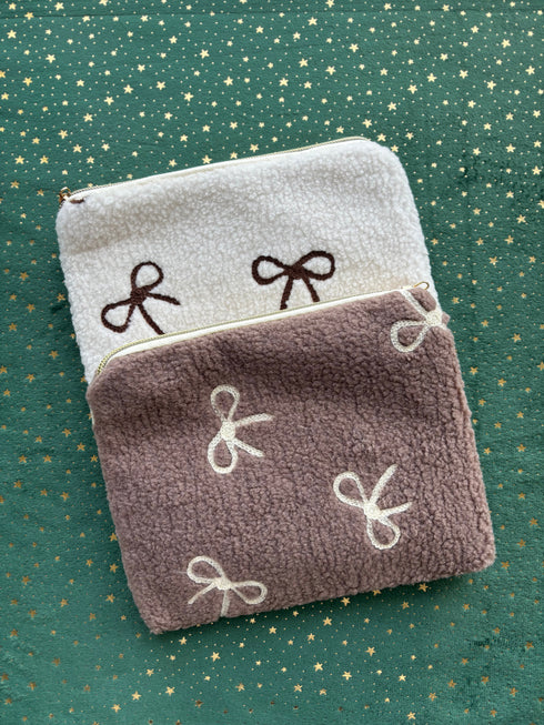 Pochette NOEUD en peluche
